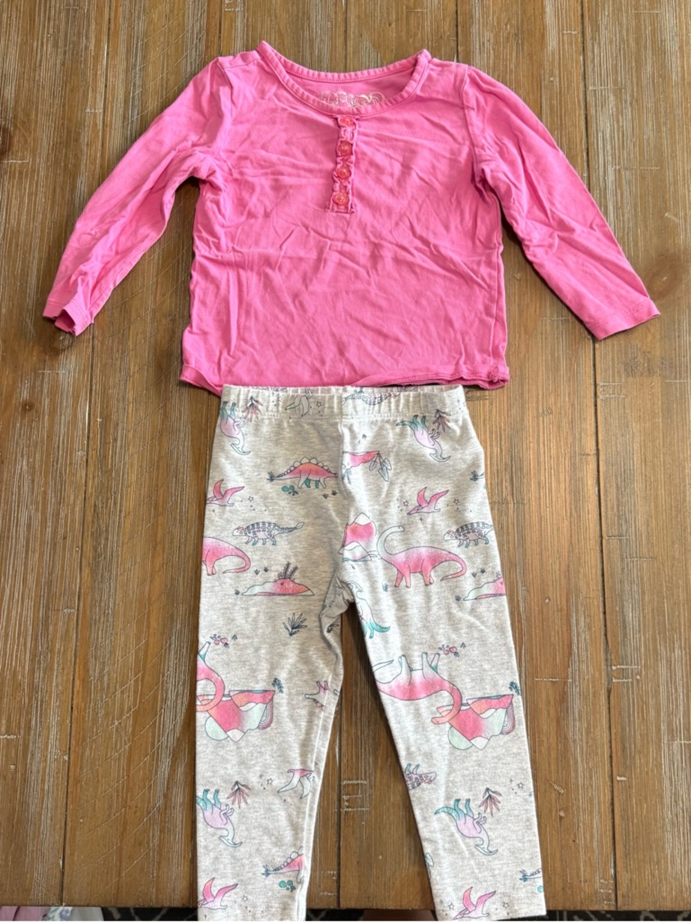 Baby girl shirt and leggings set